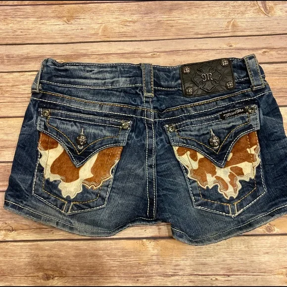 MISS ME COW HIDE POCKETS - Picture 1 of 5